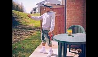 Embedded thumbnail for J-Eazy ft. Knowledge - Get a Check