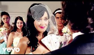 Embedded thumbnail for Katy Perry - Hot N Cold